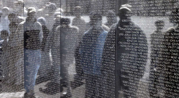 The Vietnam Memorial. Panama City Beach spring breakers spit on Vietnam veterans. (Flickr/Creative Commons)